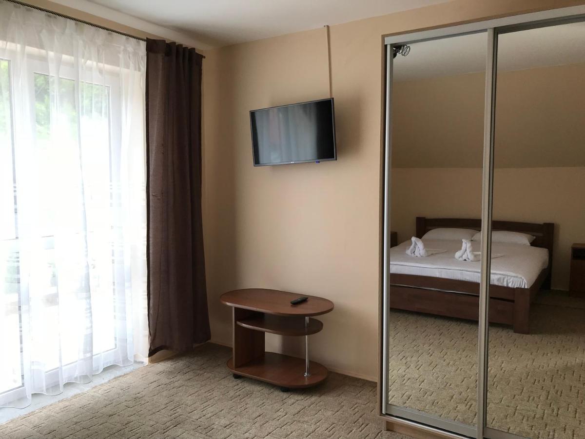 Sun Hotel Mizhhirya  ภายนอก รูปภาพ
